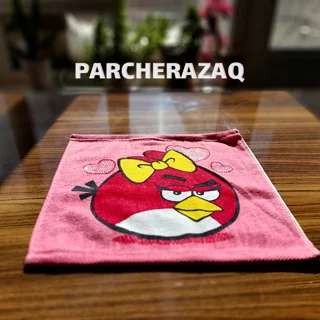 حوله دست و صورت کودک بهتن انگری بردز