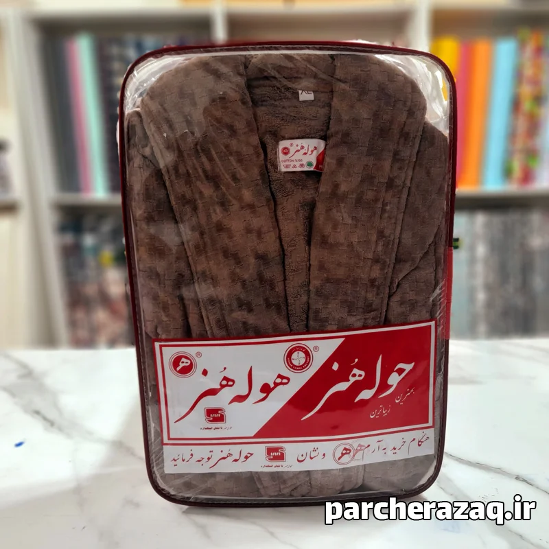 حوله تن پوش هنر شکلاتی طرح دار سایز ایکس لارج